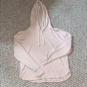 Universal thread sweatshirt